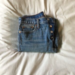 Levi’s White Oak Cone Wedgie Jeans